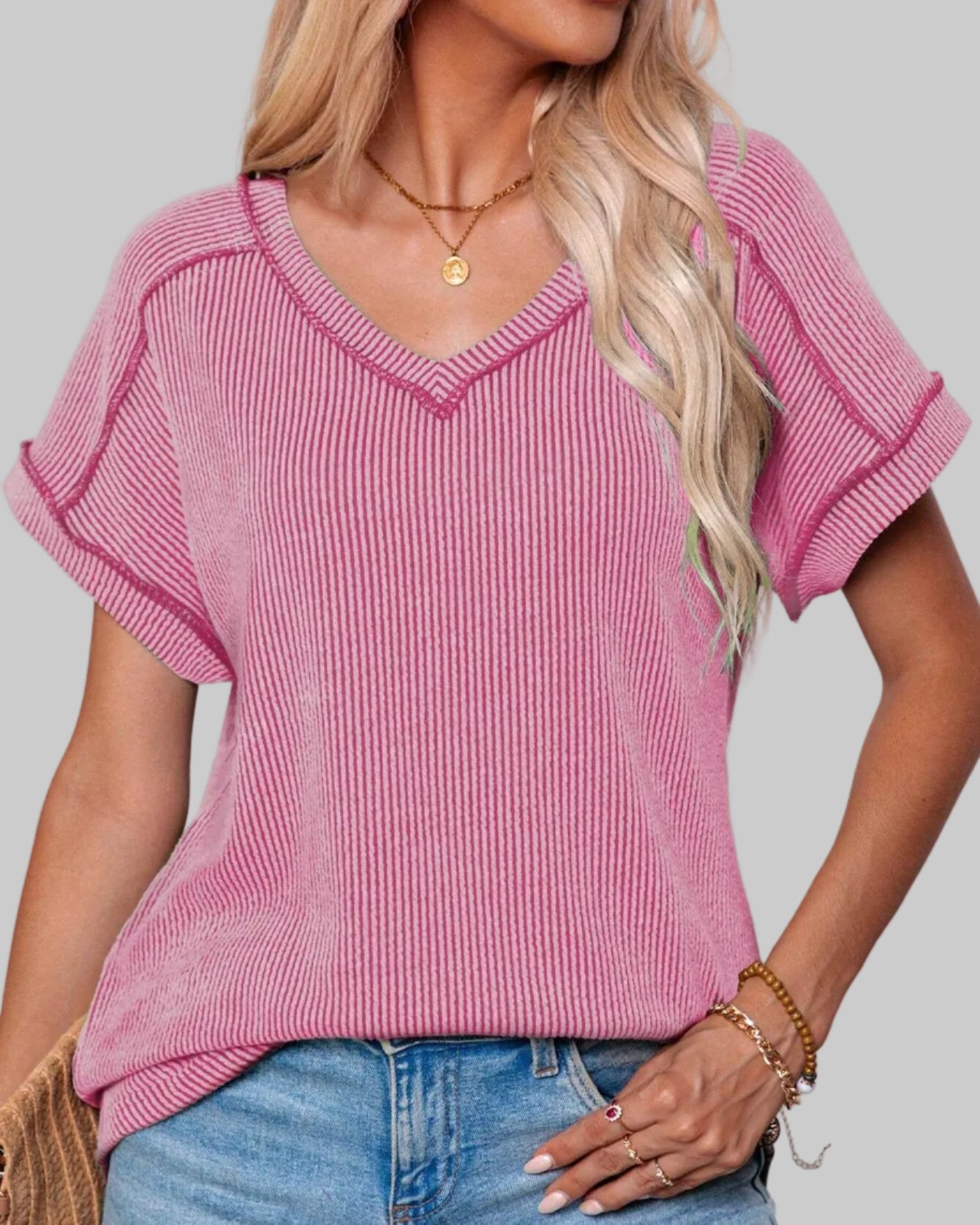 Nuvoir – Top a Coste con Scollo a V